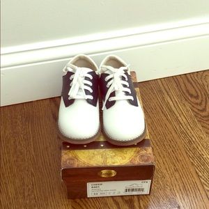 Footmates saddle shoes